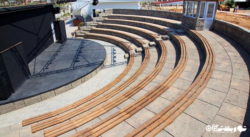 محوطه نمایش هتل کاهیا ریزورت آکوآ